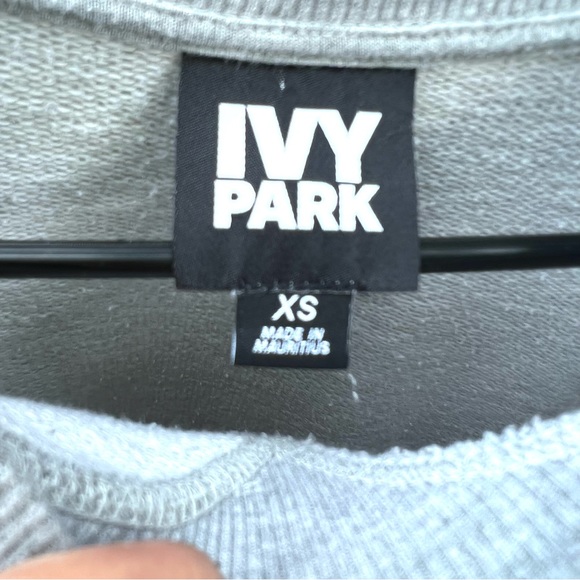 Ivy Park Sweatshirt - Picture 4 of 5